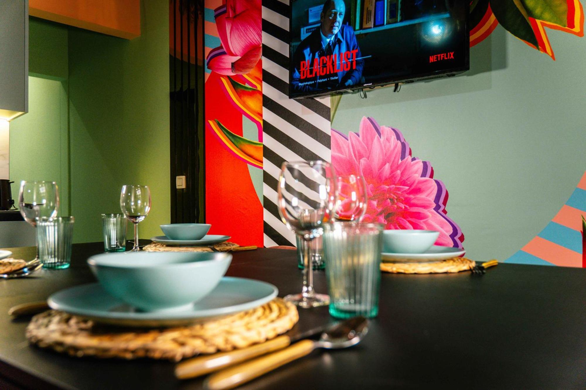 Capsule Flower - Balneo - Cinema - Billard - Nintendo Switch - Mons Centre Extérieur photo