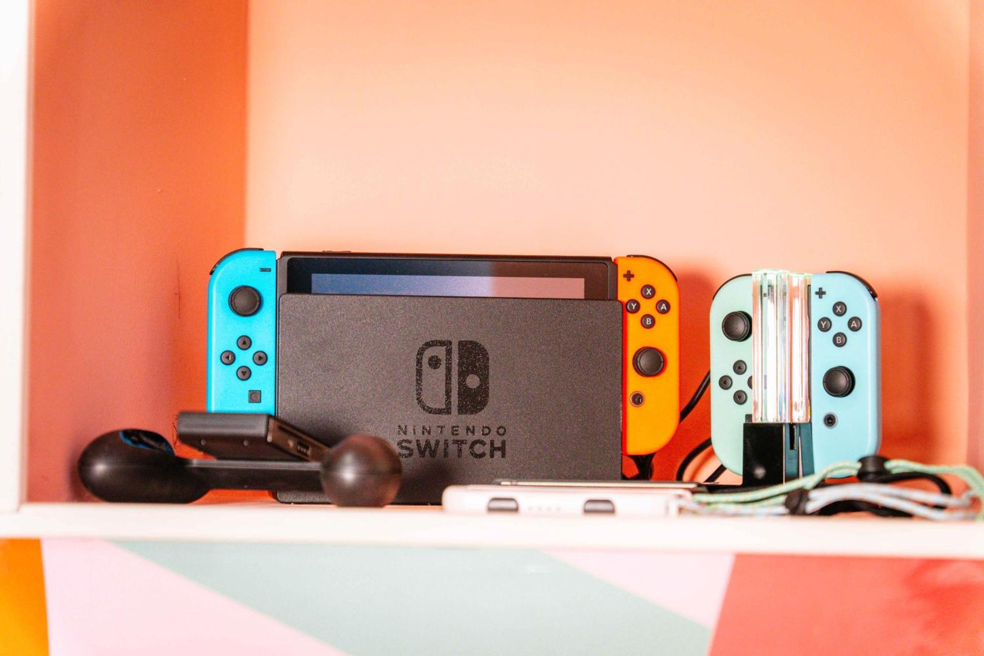 Capsule Flower - Balneo - Cinema - Billard - Nintendo Switch - Mons Centre Extérieur photo