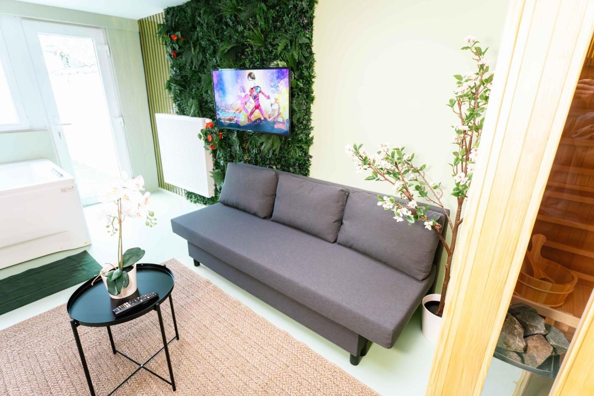 Capsule Flower - Balneo - Cinema - Billard - Nintendo Switch - Mons Centre Extérieur photo